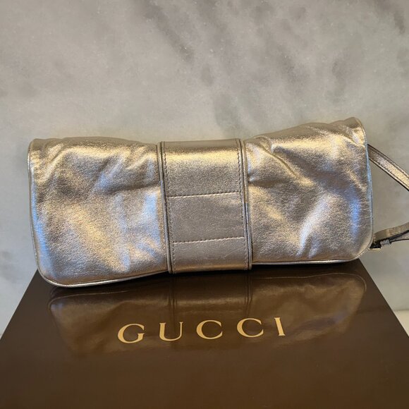 Gucci Gold Clutch - Picture 10 of 17